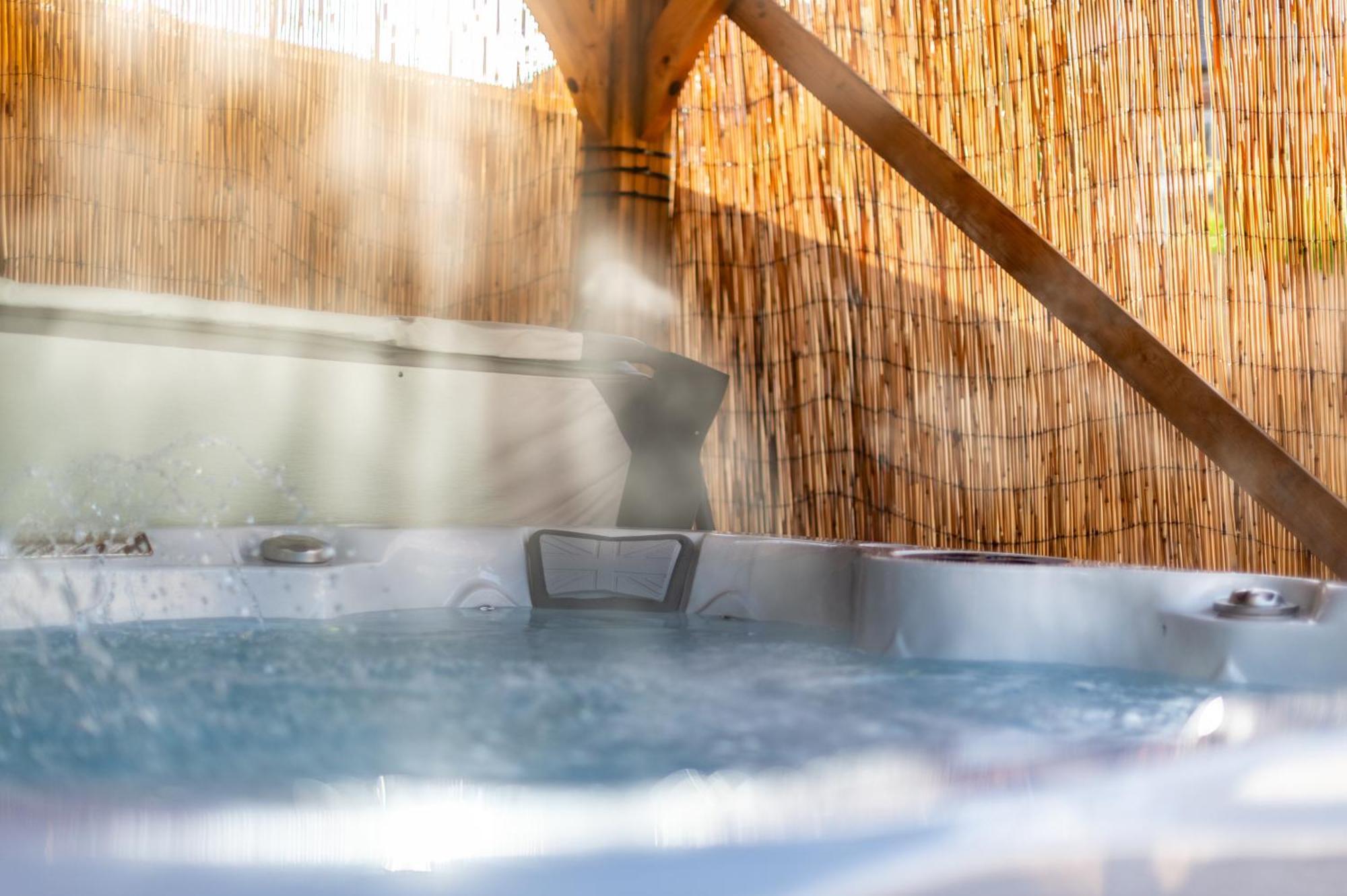 Little Apple Cottage- Free Parking, Hot Tub, Fire, Town Centre Appleby-in-Westmorland Экстерьер фото